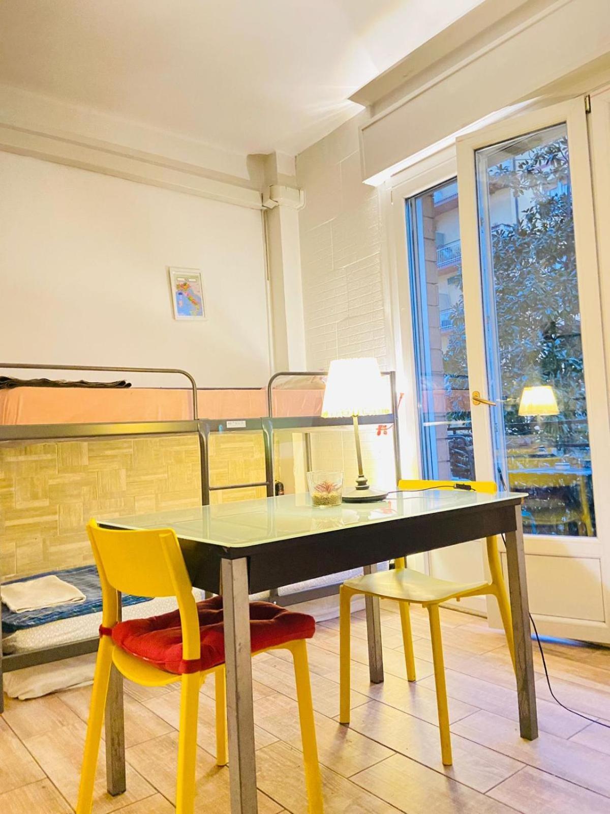 Europe Station Rooms Parma Esterno foto